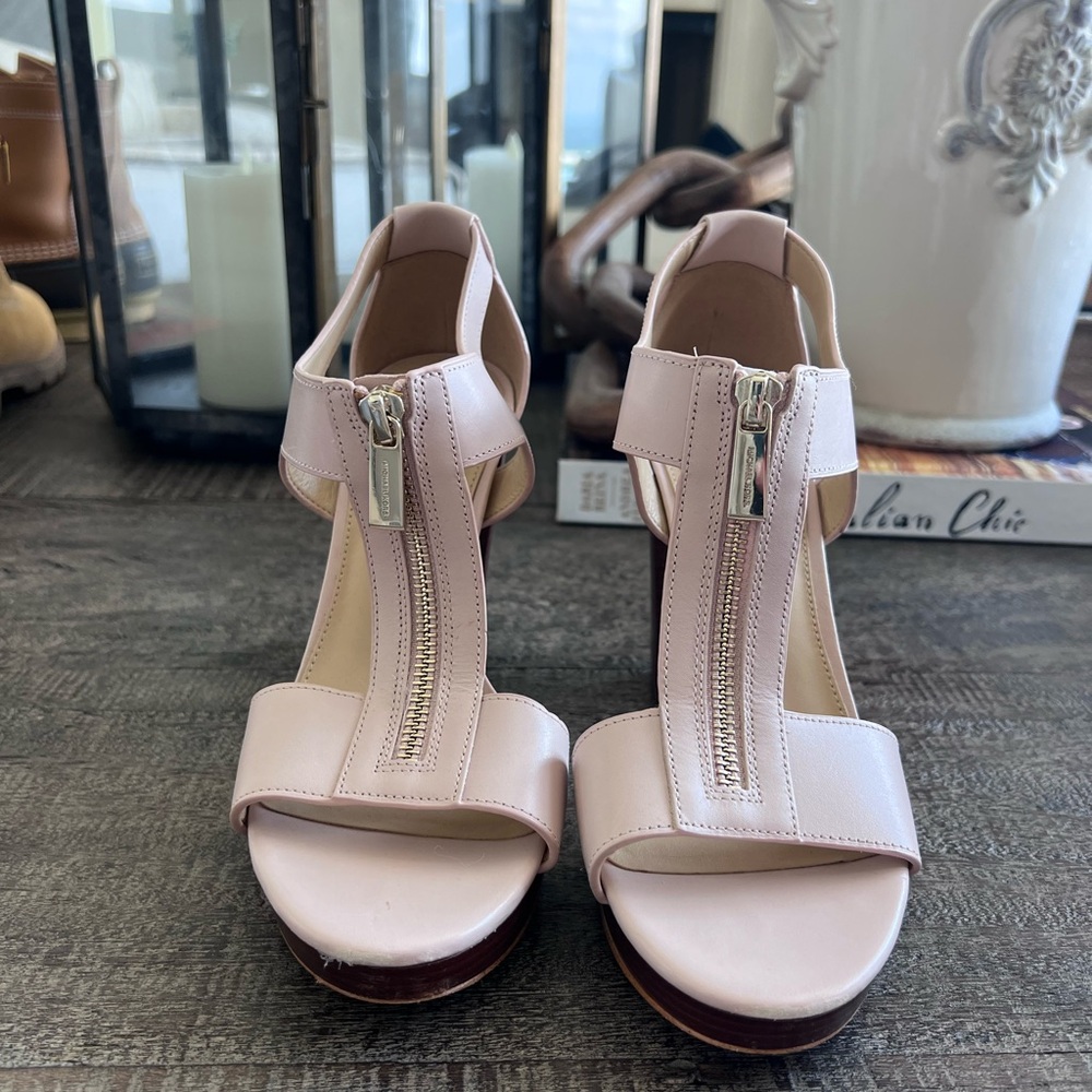 Michael Kors Heels Size 7 Pink